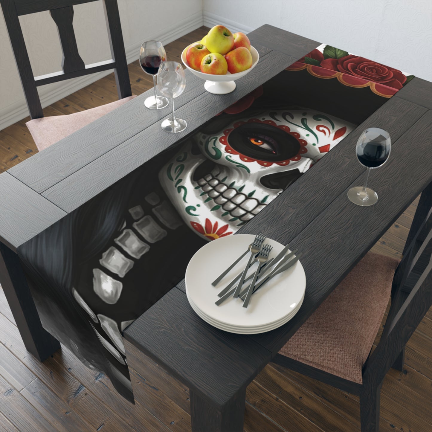 LaCatrina Edge: Daring Table Runner Design #4