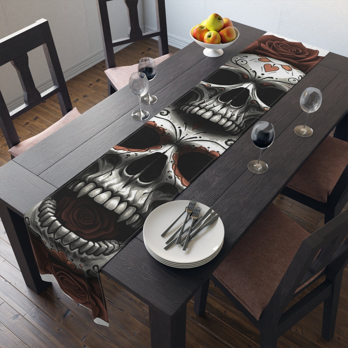 LaCatrina Edge: Daringly Bold Table Runner