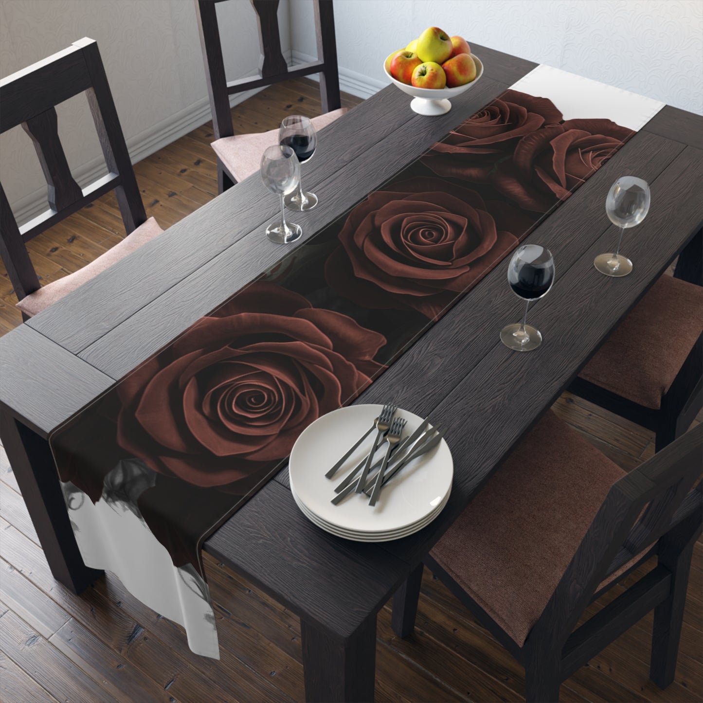 LaCatrina Edge: Daring Table Runner Design #8
