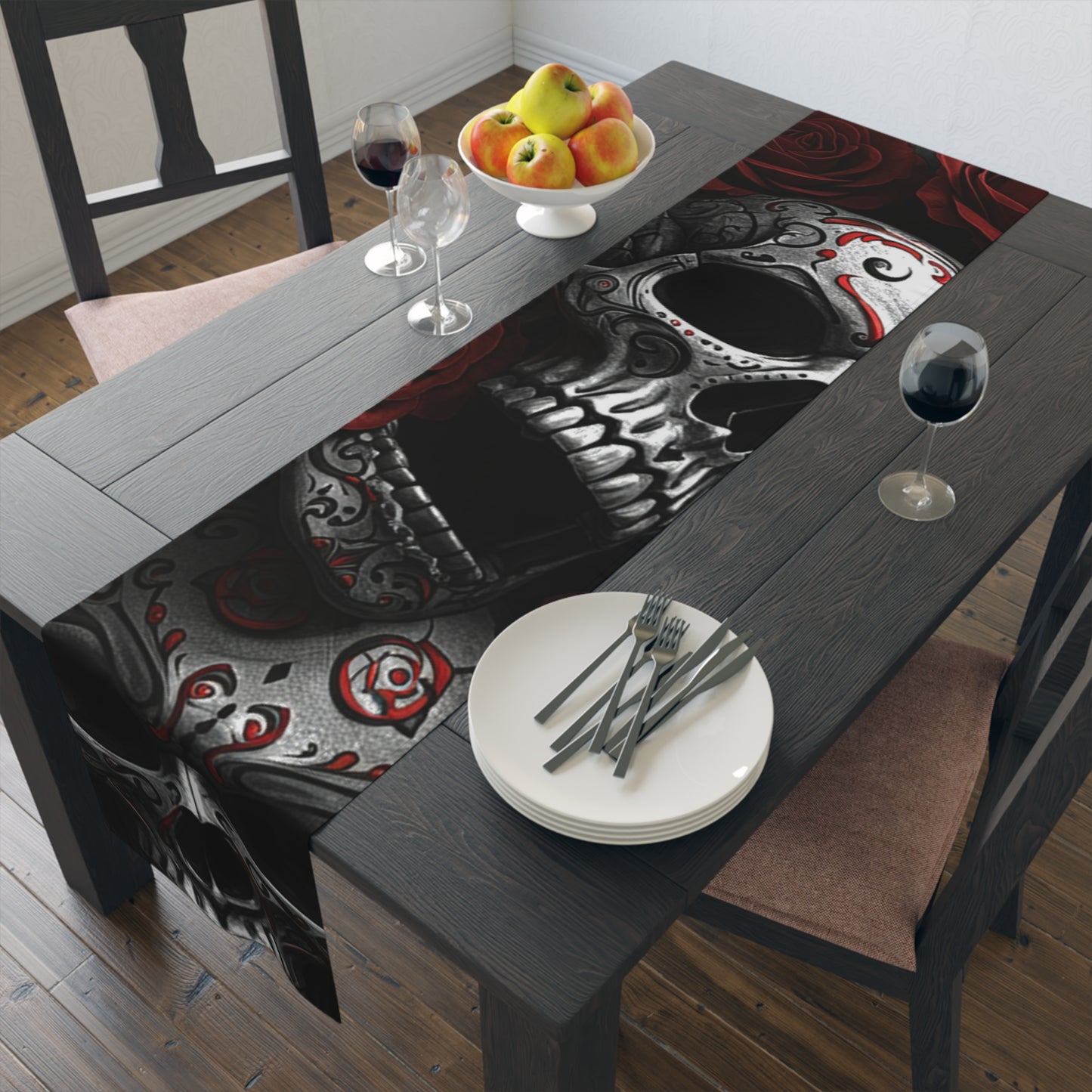 LaCatrina Edge: Bold & Stylish Table Runner