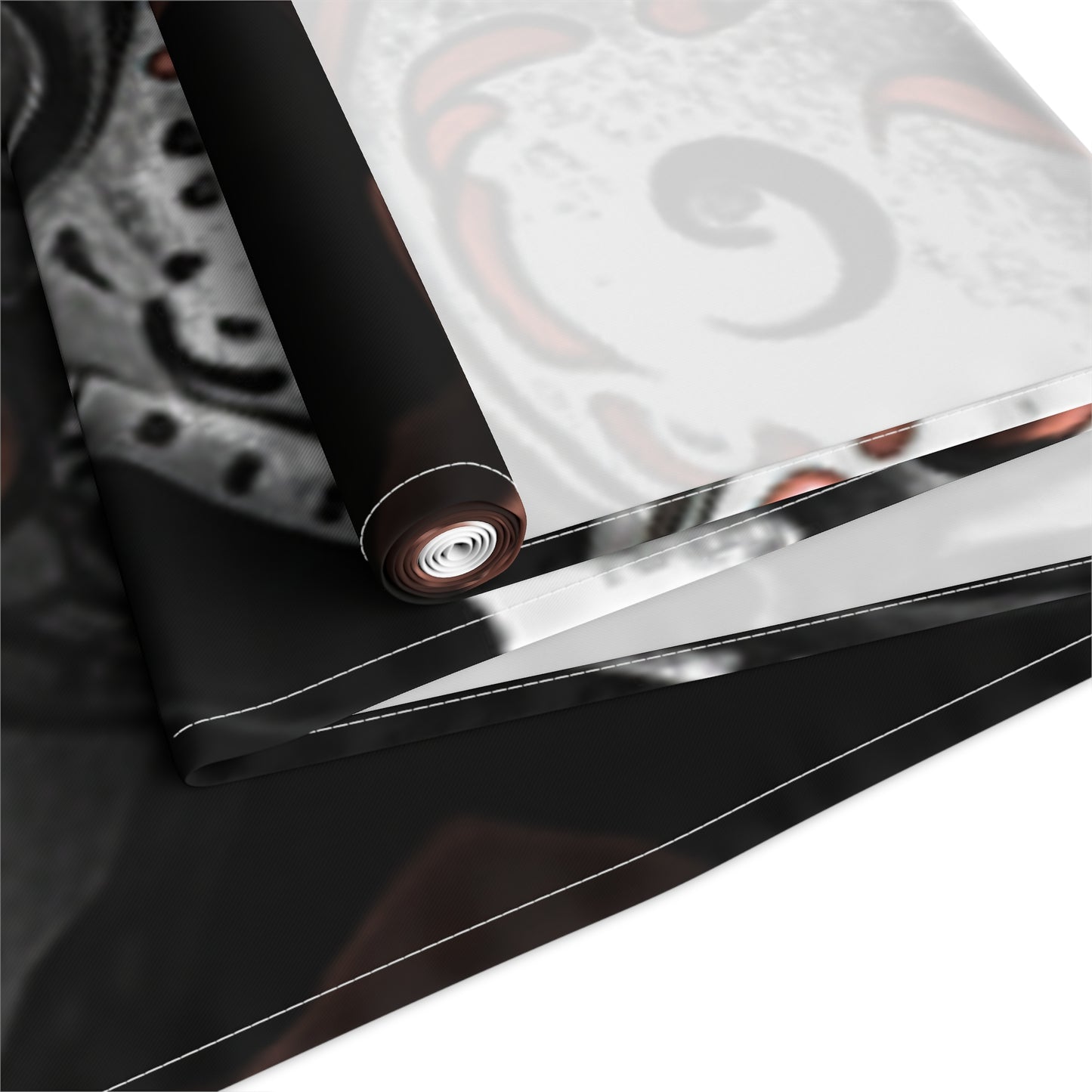 LaCatrina Edge: Bold & Stylish Table Runner