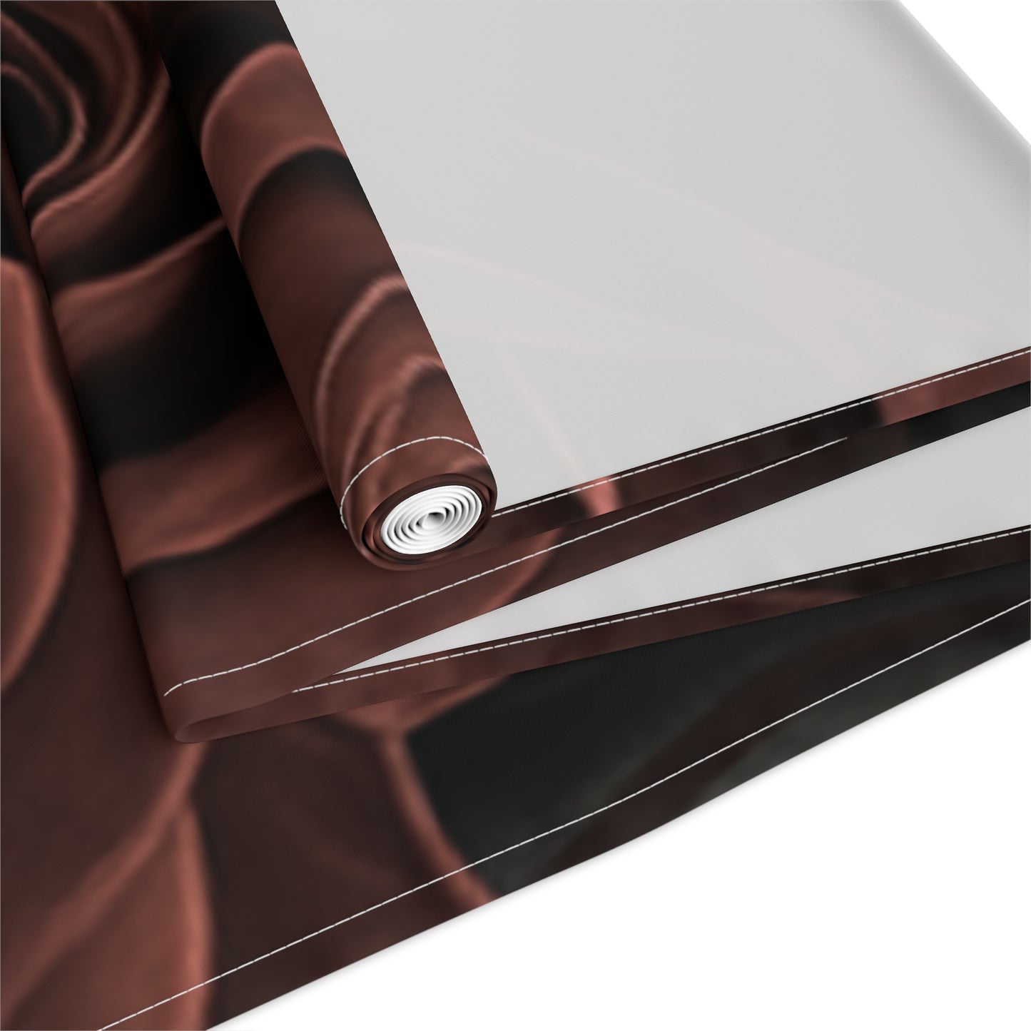 LaCatrina Edge: Daring Table Runner Design #8