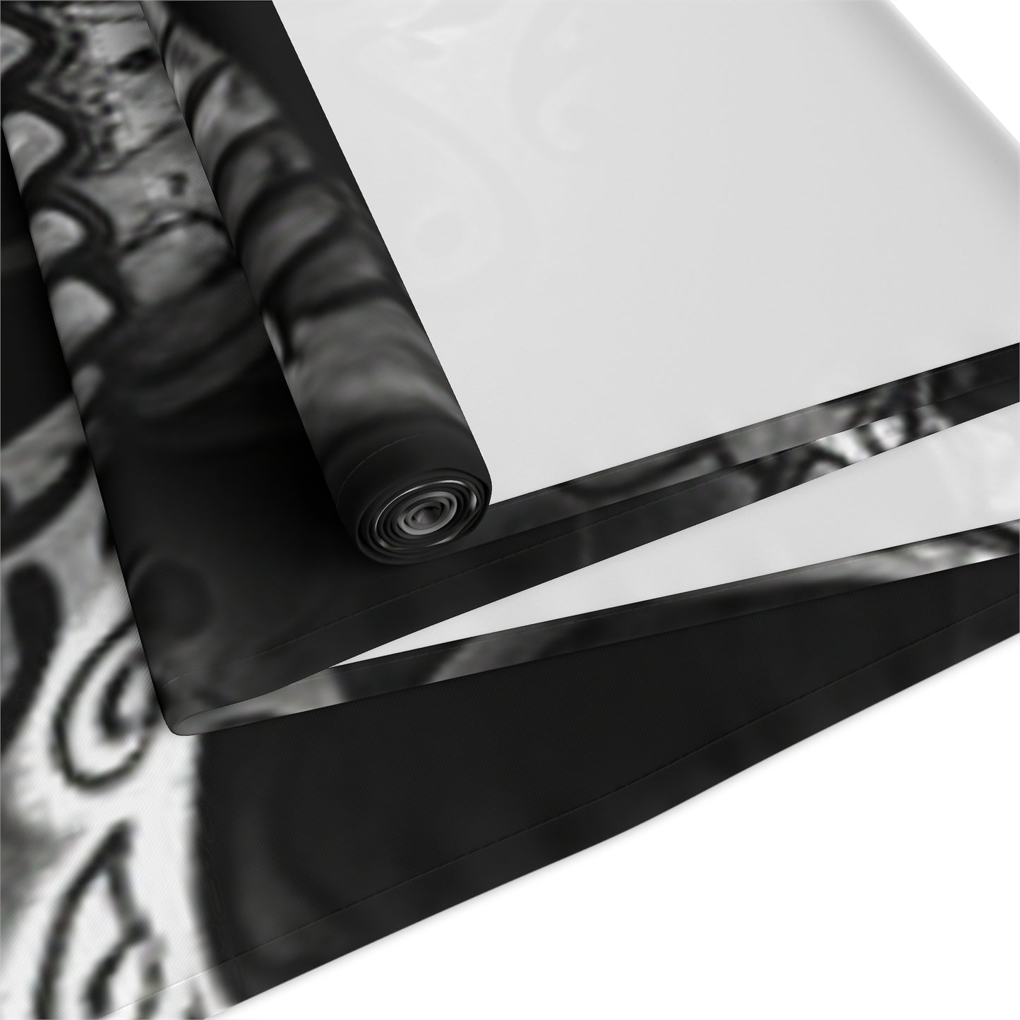LaCatrina Edge: Daring Cotton-Poly Table Runner