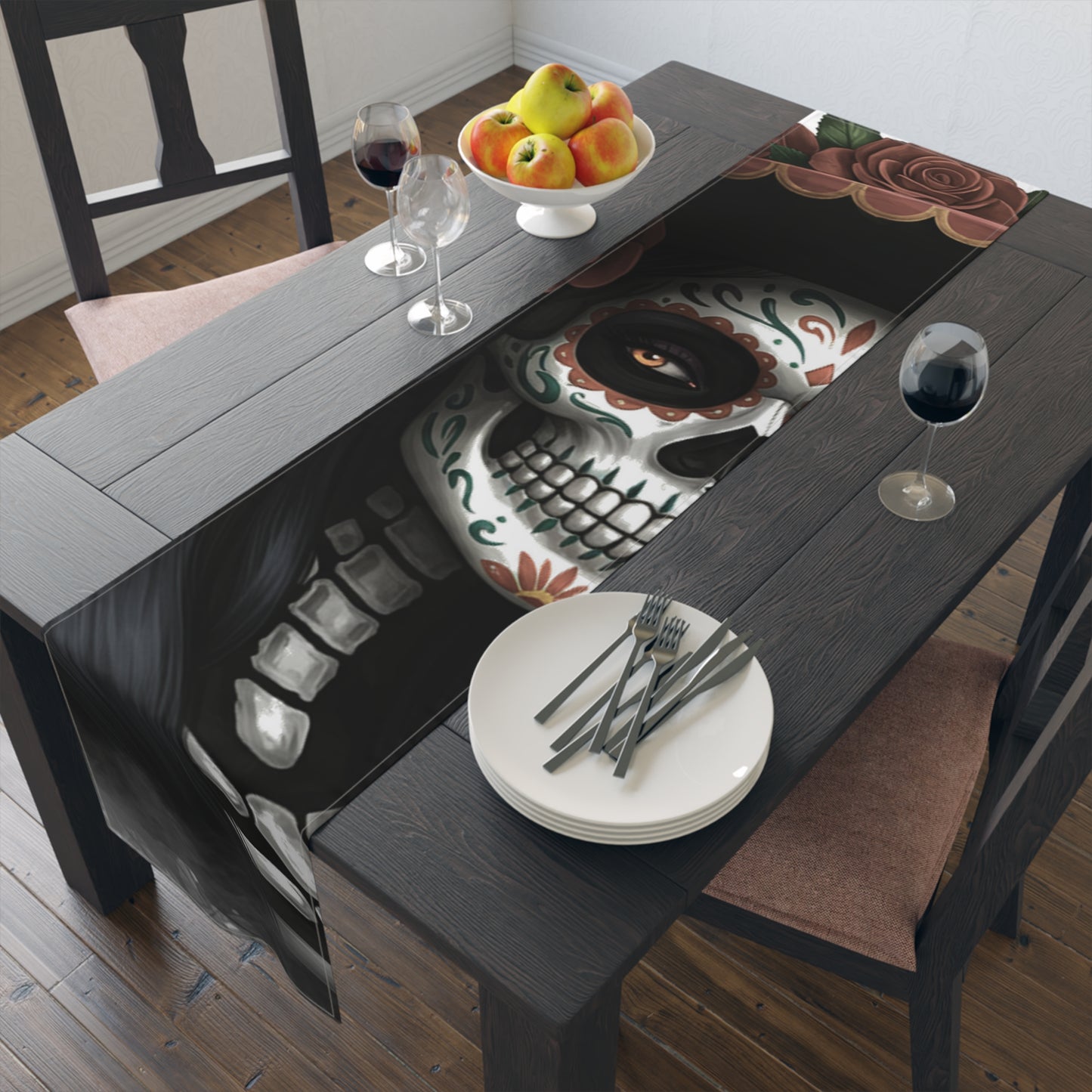 LaCatrina Edge: Daring Table Runner Design #4