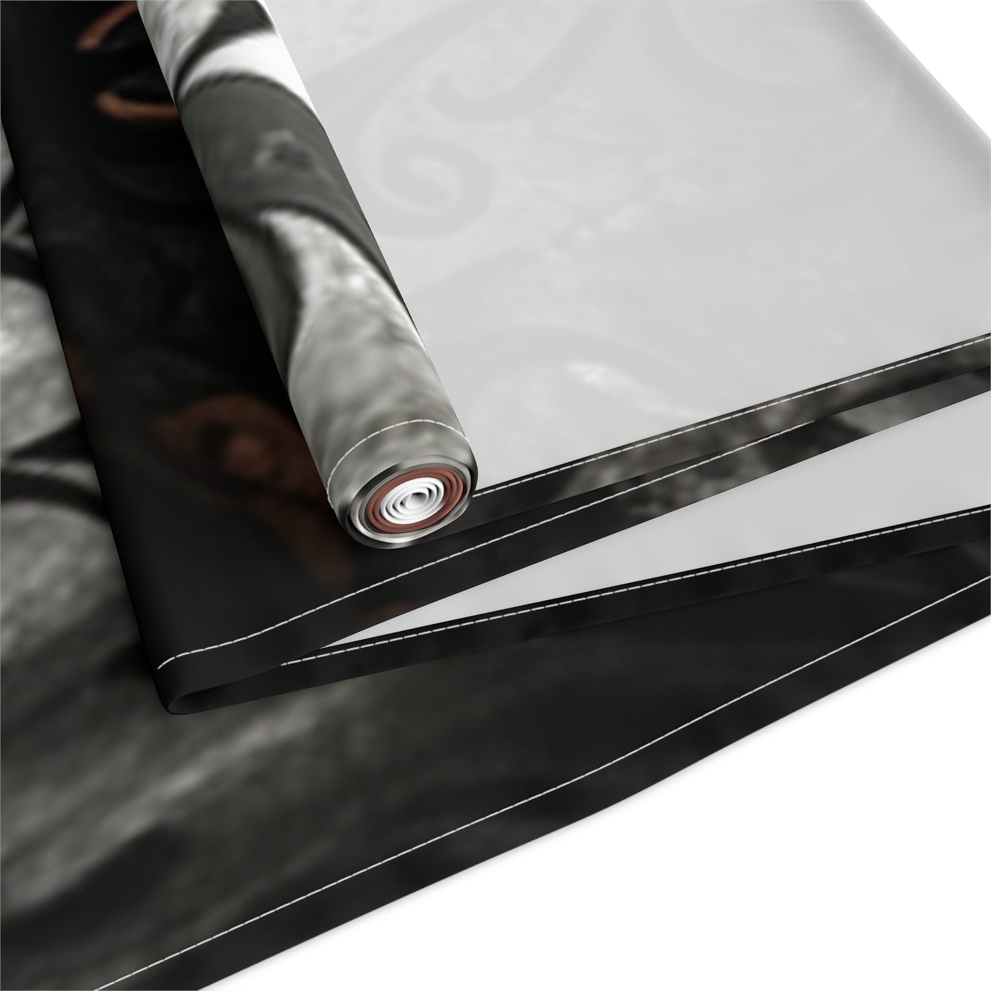 LaCatrina Edge: Bold & Beautiful Table Runner