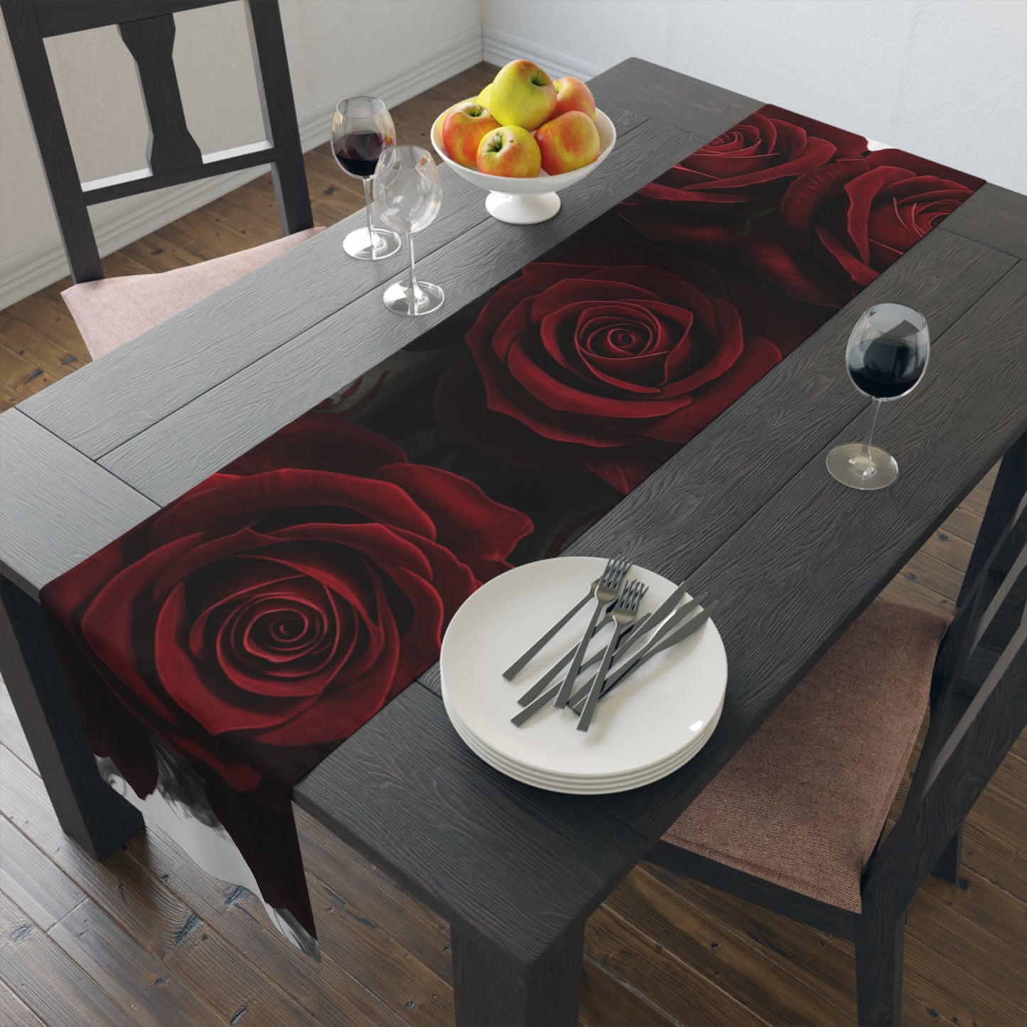 LaCatrina Edge: Daring Table Runner Design #8