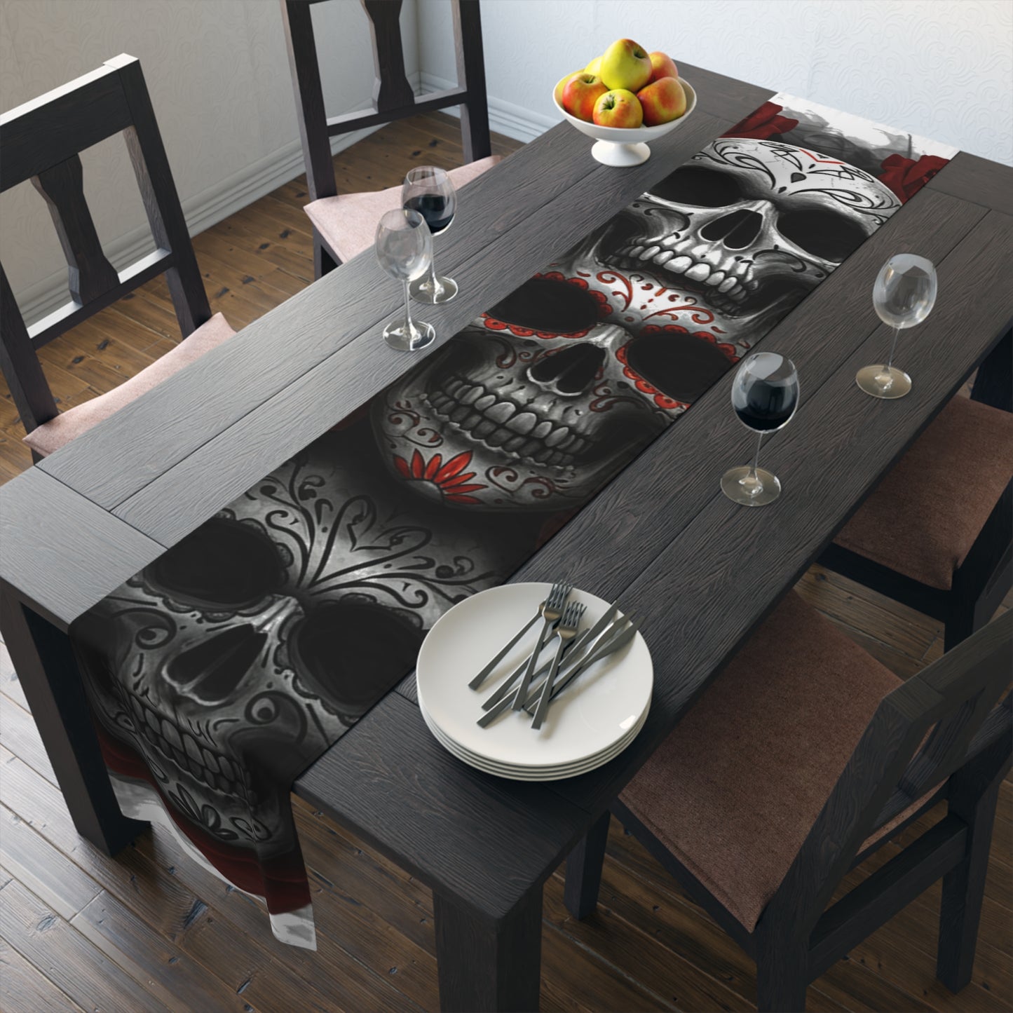 LaCatrina Essence: Edgy Elegance Table Runner