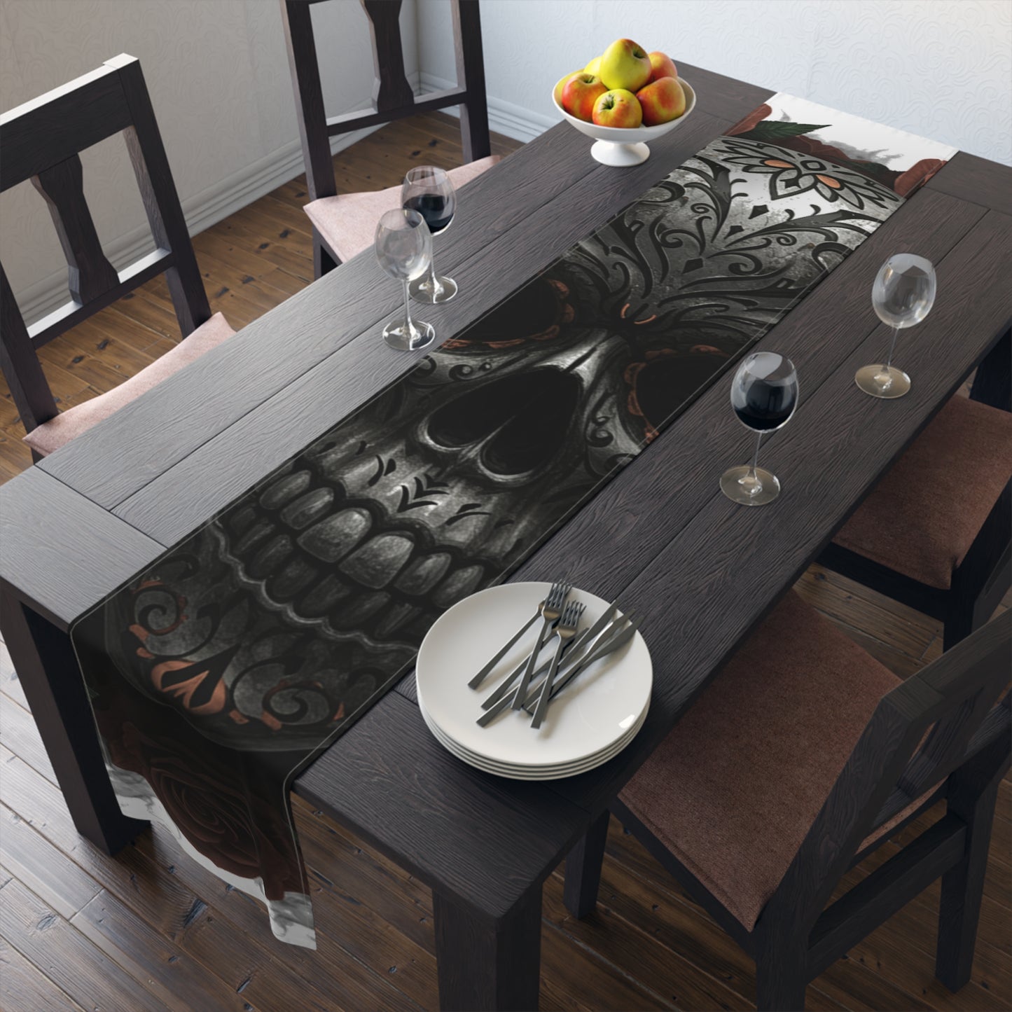 LaCatrina Edge: Bold & Beautiful Table Runner