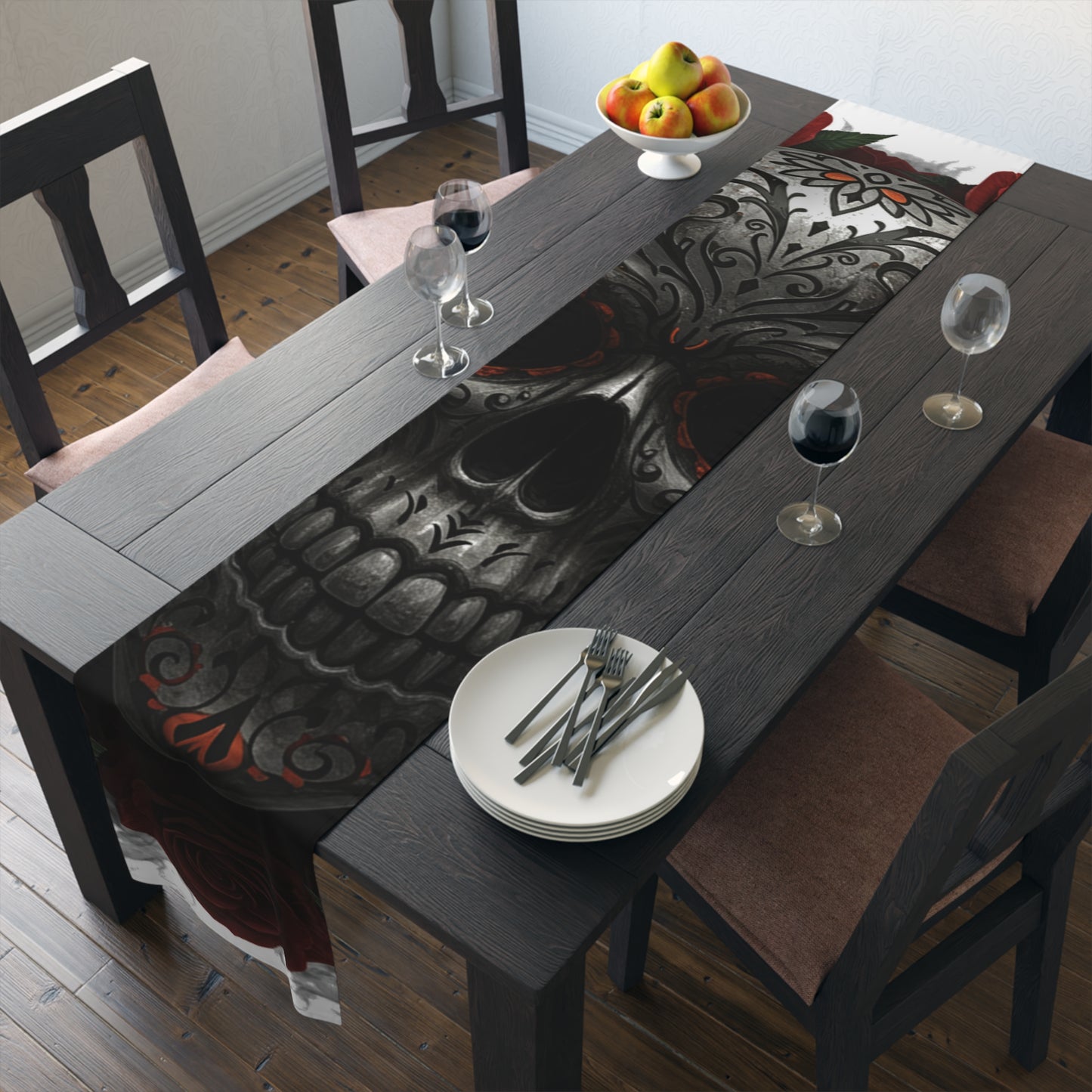 LaCatrina Edge: Bold & Beautiful Table Runner