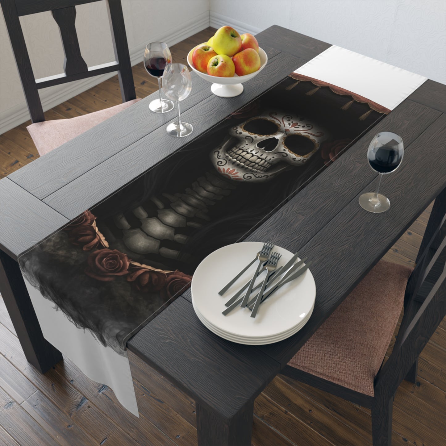LaCatrina Edge: Avant-Garde Table Runner