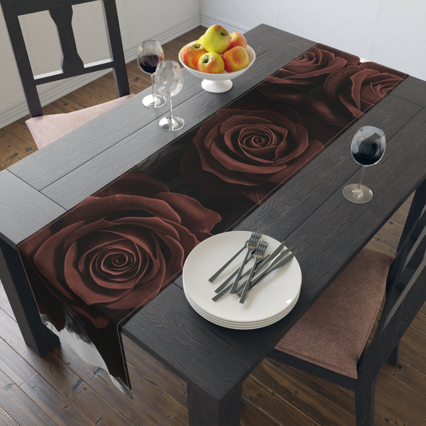 LaCatrina Edge: Daring Table Runner Design #8