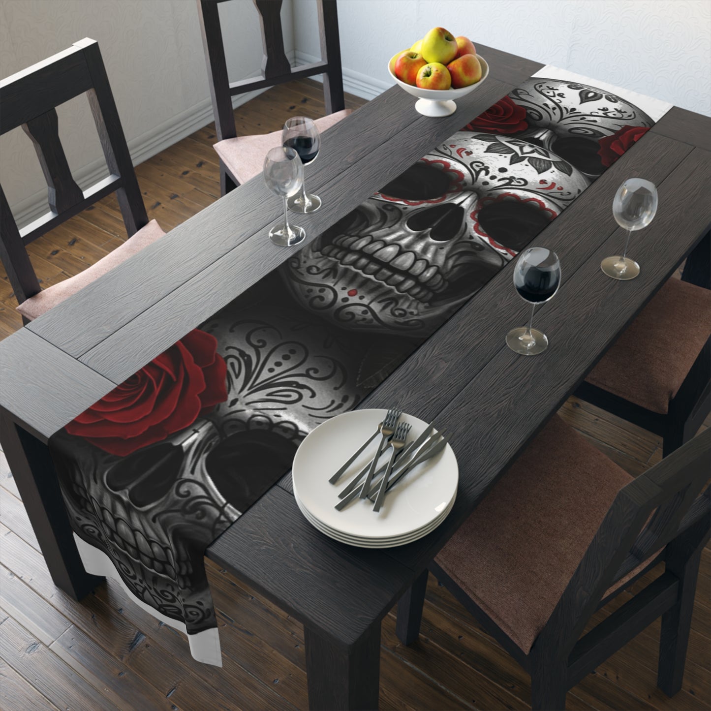 LaCatrina Edge: Daringly Chic Table Runner #17