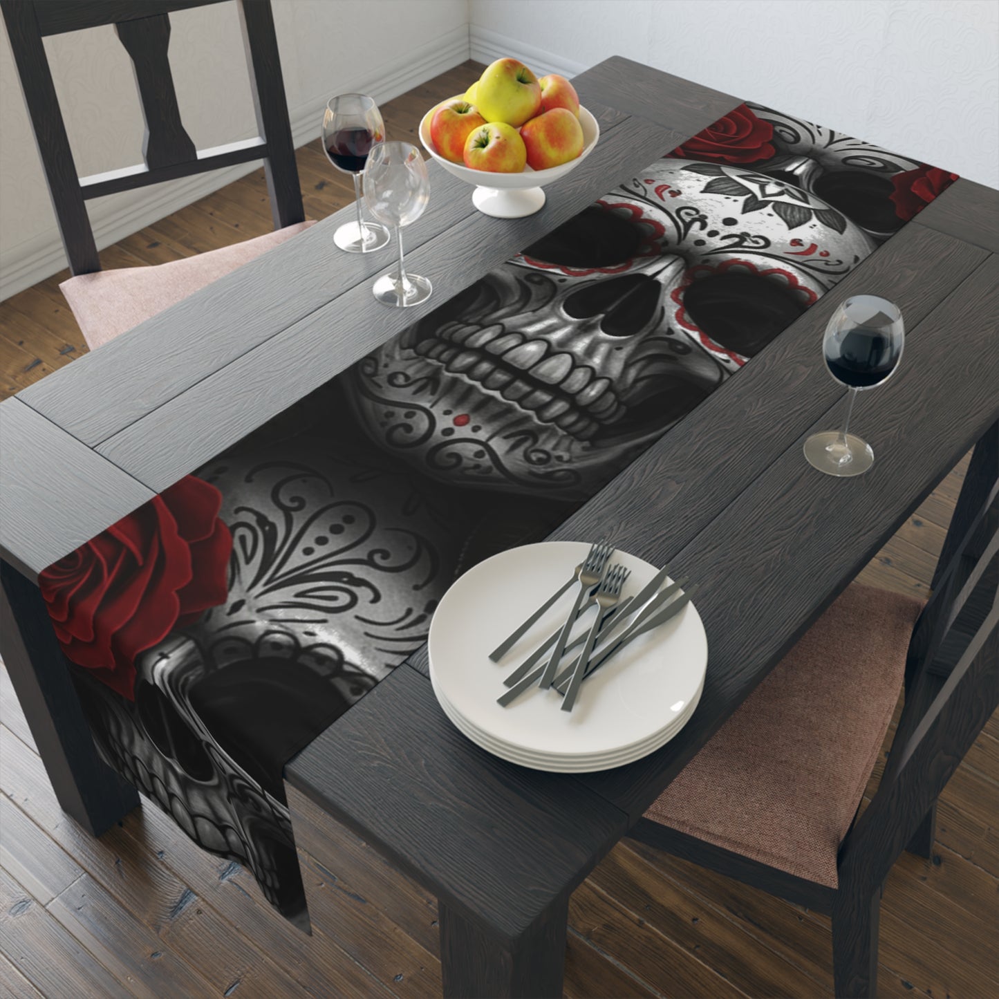 LaCatrina Edge: Daringly Chic Table Runner #17