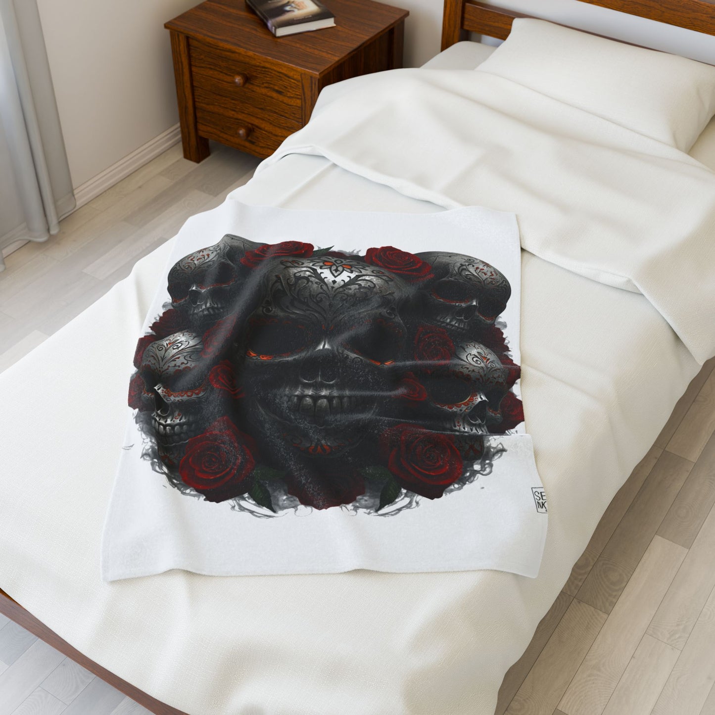 LaCatrina Whisper Velveteen Plush Blanket - Embrace Cozy Elegance