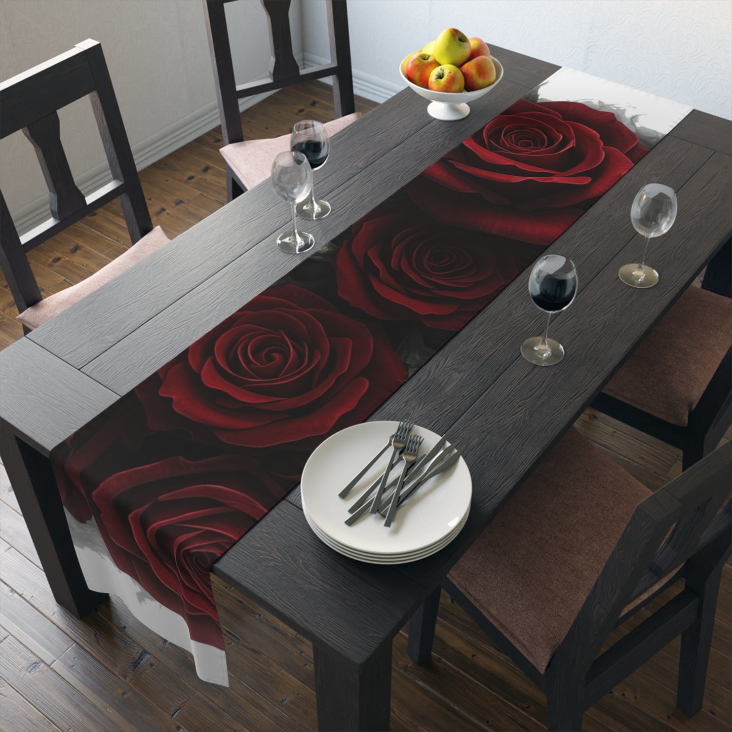 LaCatrina Edge: Chic & Bold Table Runner