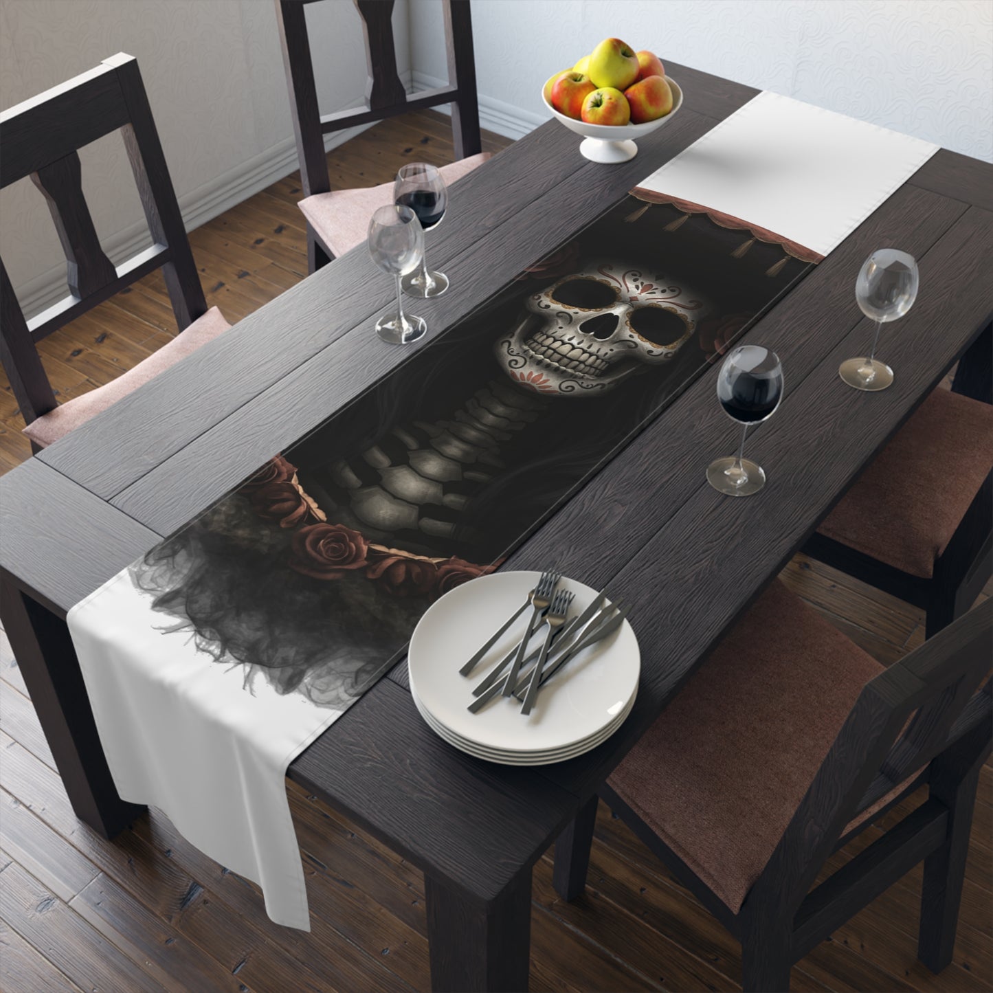 LaCatrina Edge: Avant-Garde Table Runner
