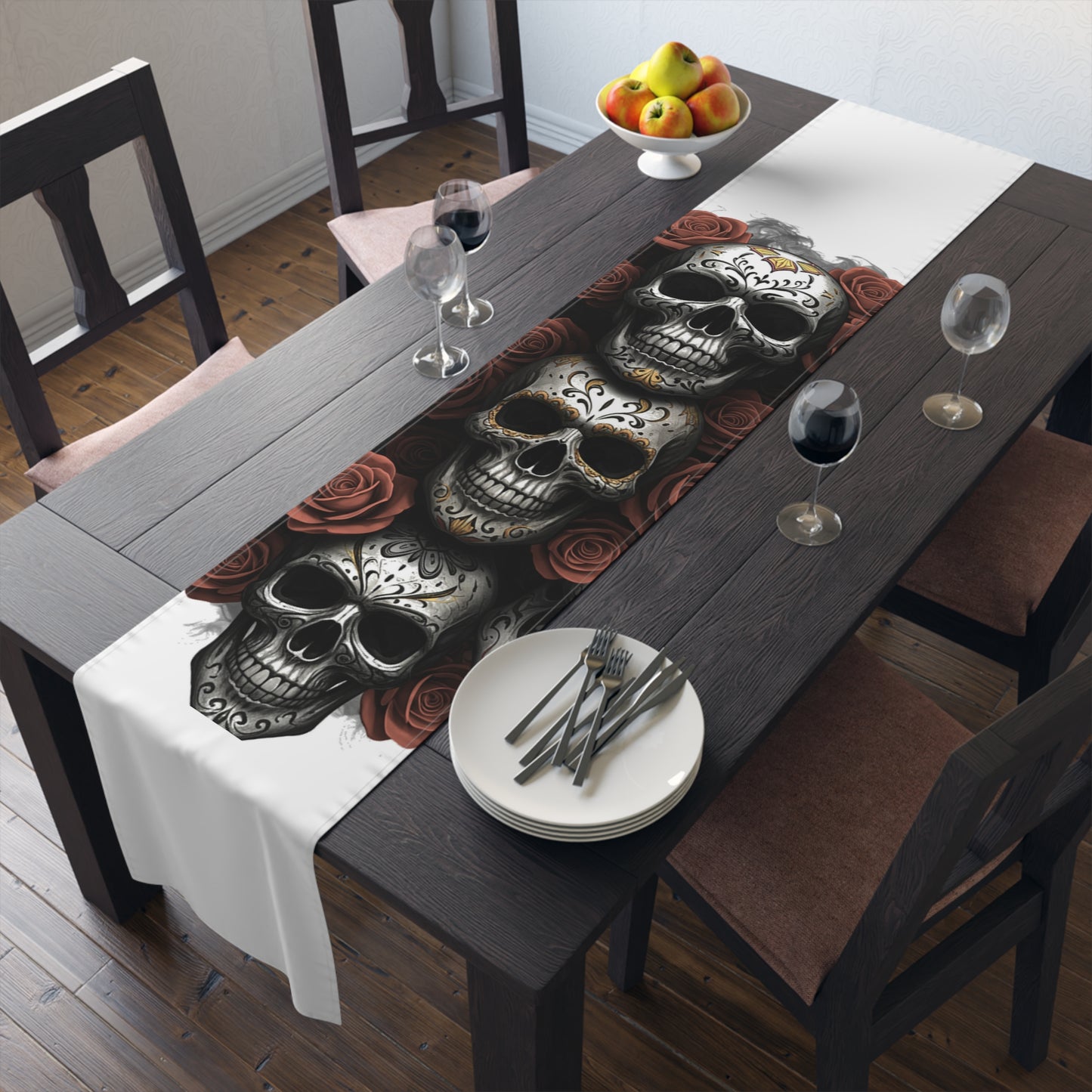 LaCatrina Edge: Bold & Intriguing Table Runner