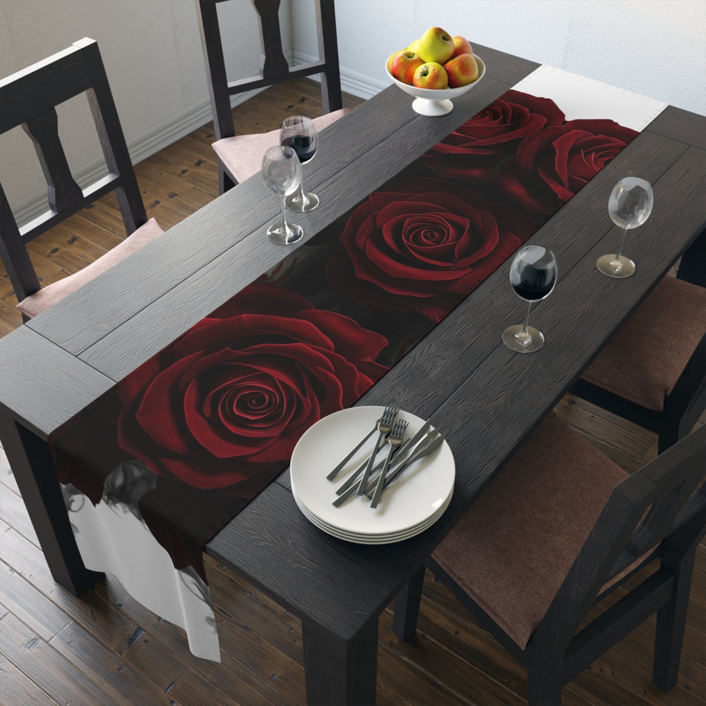LaCatrina Edge: Daring Table Runner Design #8